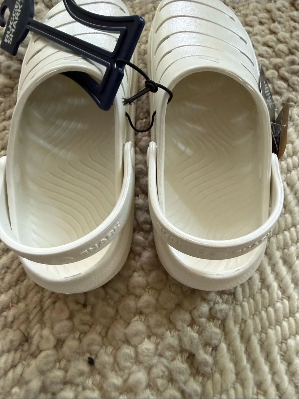 Rugged Shark Kids White Slip-On Water or Clog size 3, white pearl new tags